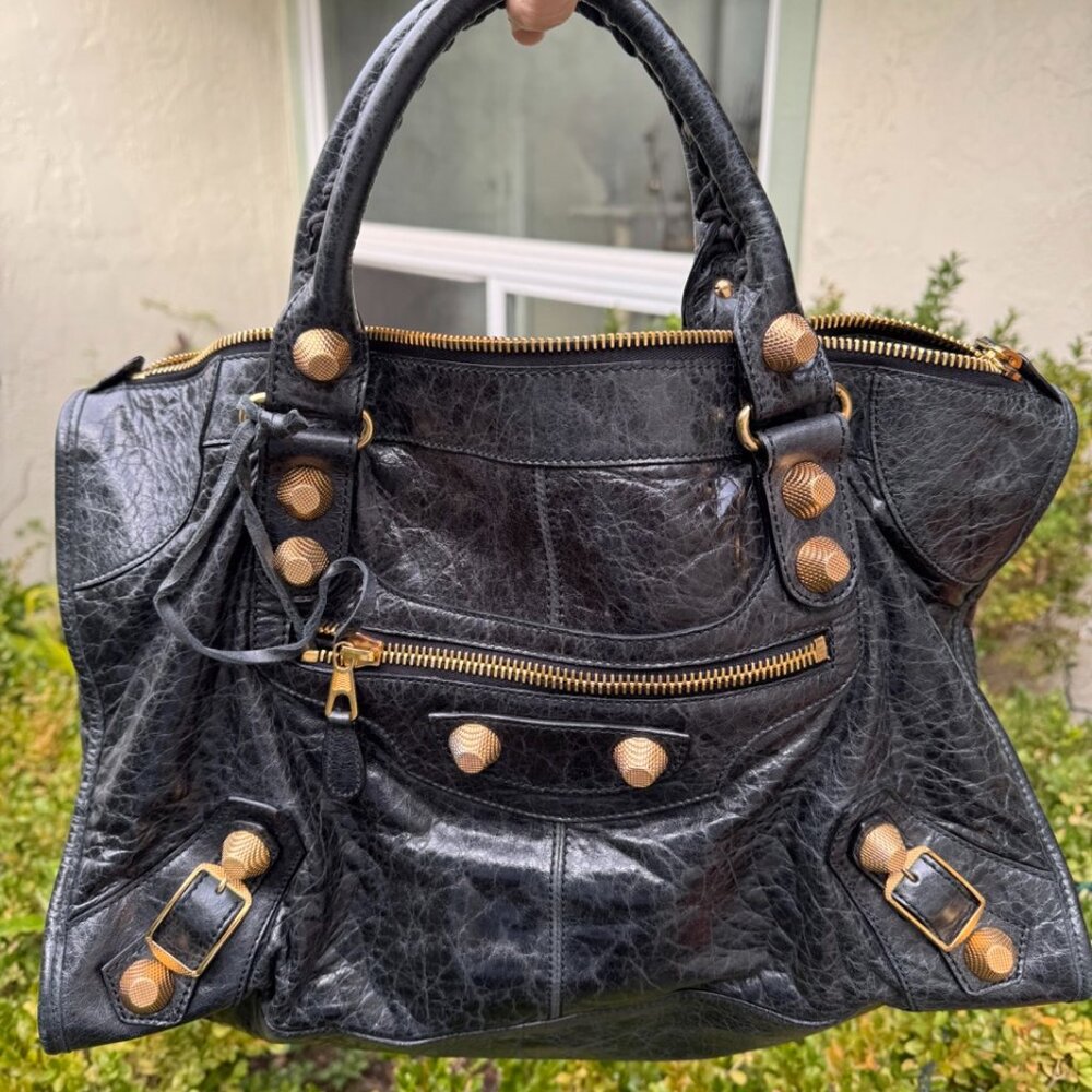 Auth Balenciaga F/W 07 Plomb Gray Leather Work with Gold HW G21 Shoulder Bag